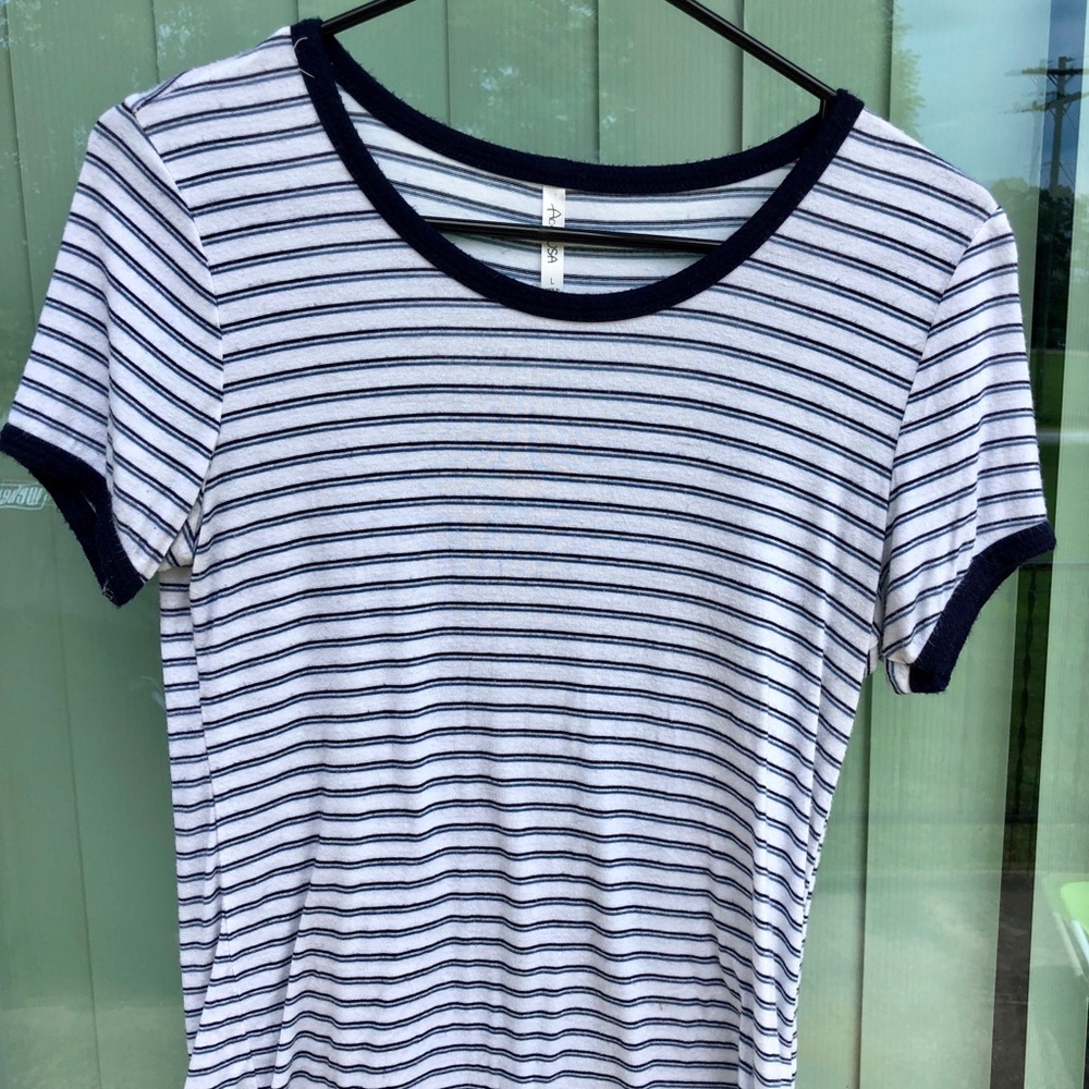 Stripped simple t shirt!!